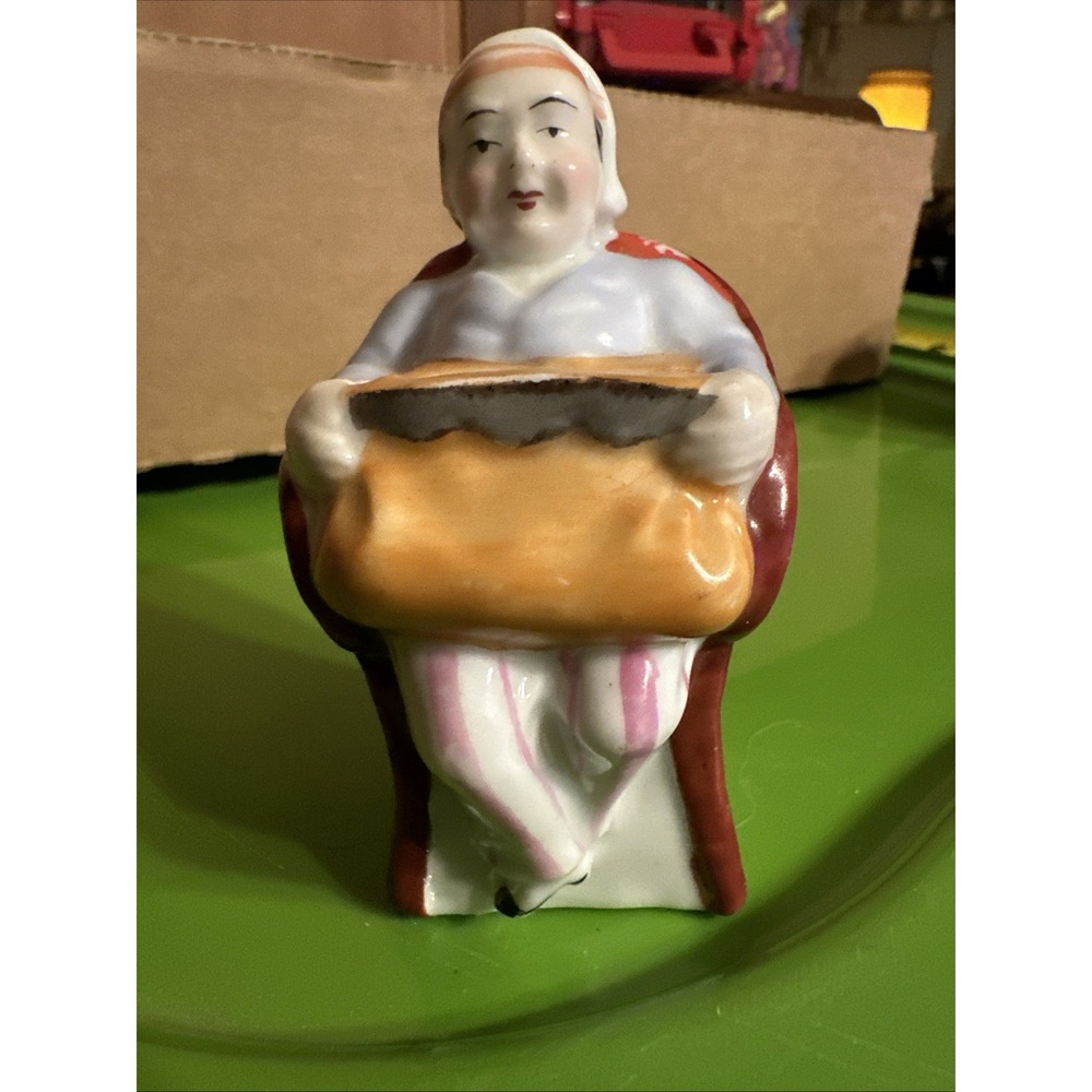 vintage porcelain figurine incense/toothpick‎ holder made in Occupied Japan. - Picture 3 of 8